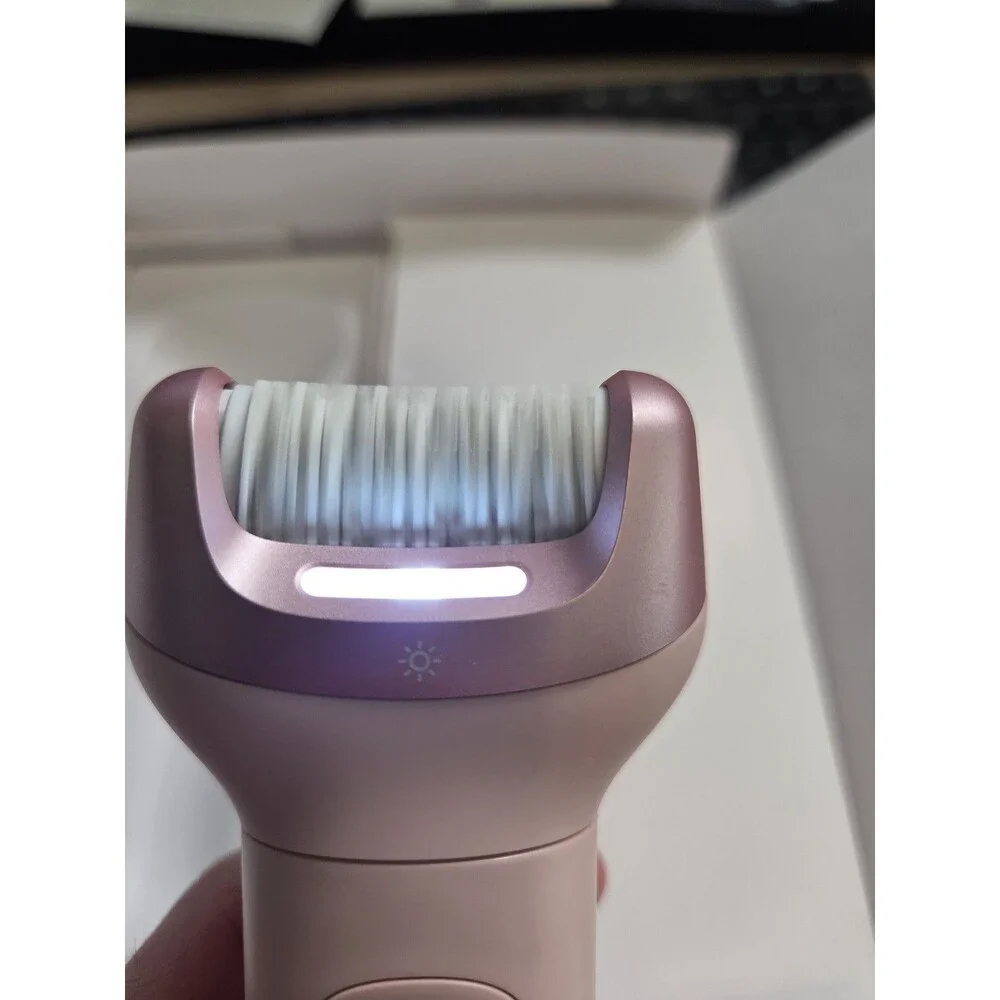 Philips Series 9000 Epilator BRE717/00 Cordless Wet Dry Hair Removal Open Box